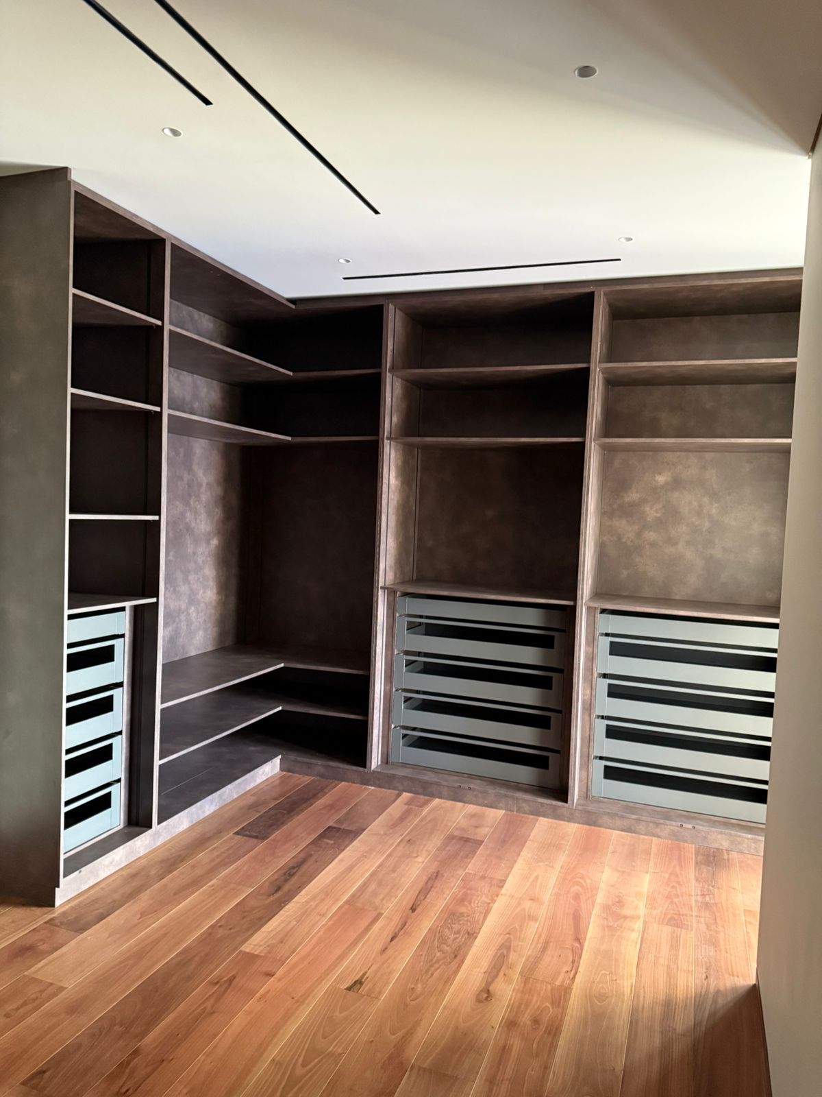 2025 06 01 at 18.09.28 (3)